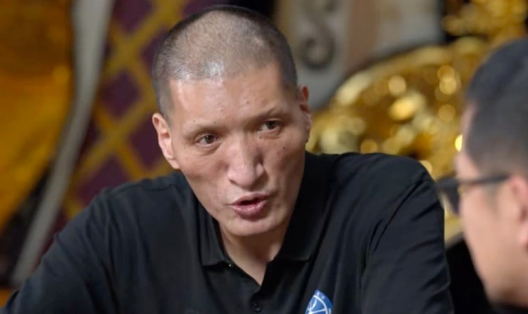 巴特尔：我出生在牧区，小时候家里有五千亩地&不过是沙地
